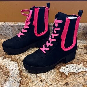 BAMBOO Black and Pink Lace Up Boots